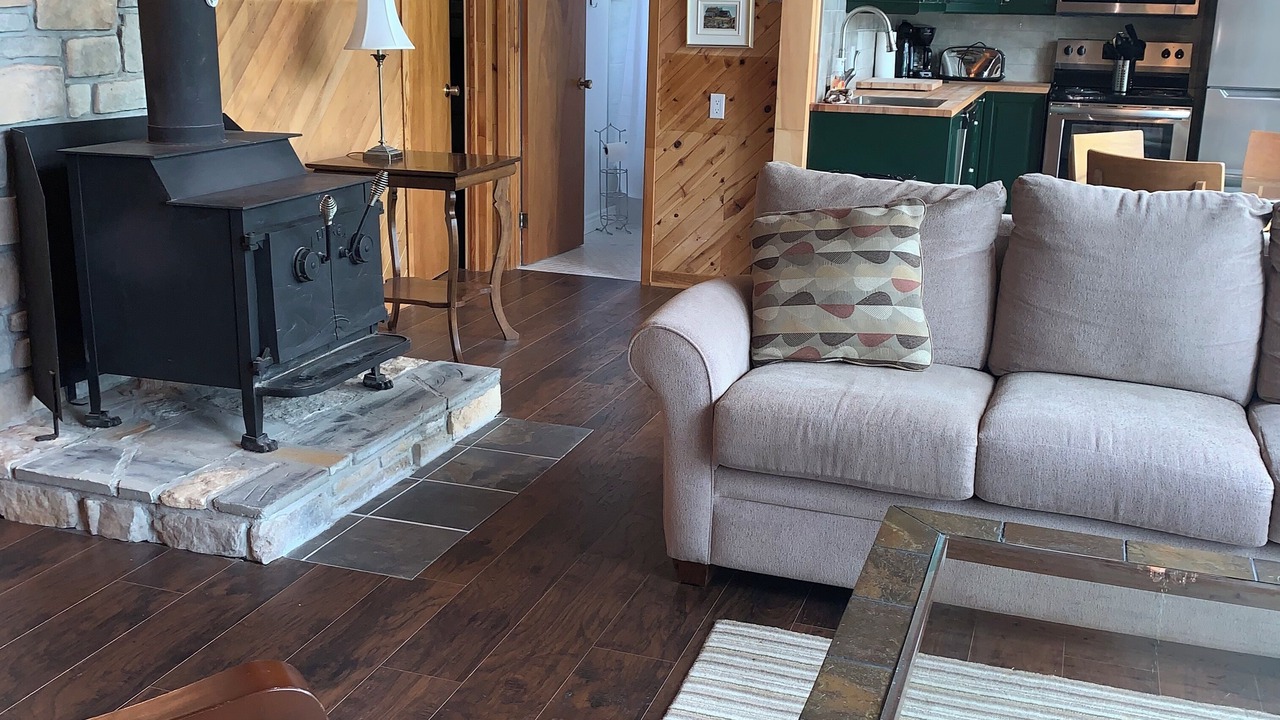 Photo of Livingroom in Amherst