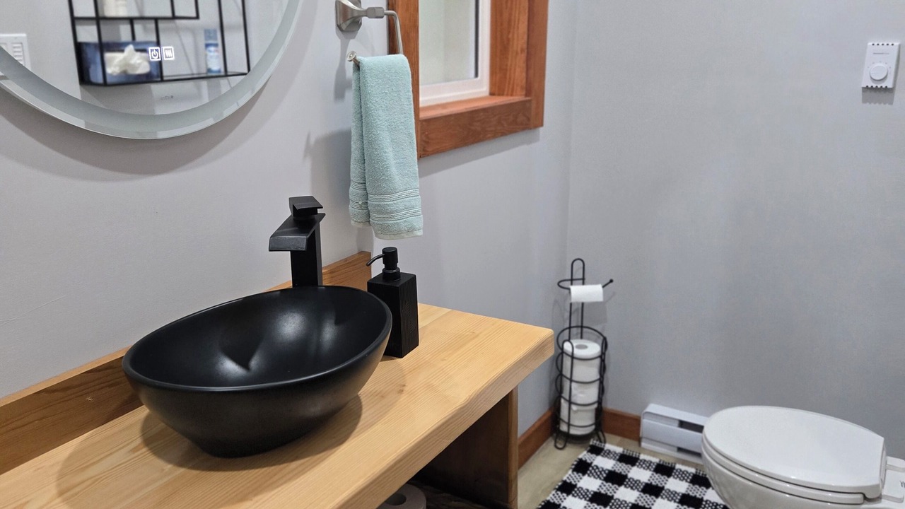 Photo of Bathroom in Regional District of Nanaimo