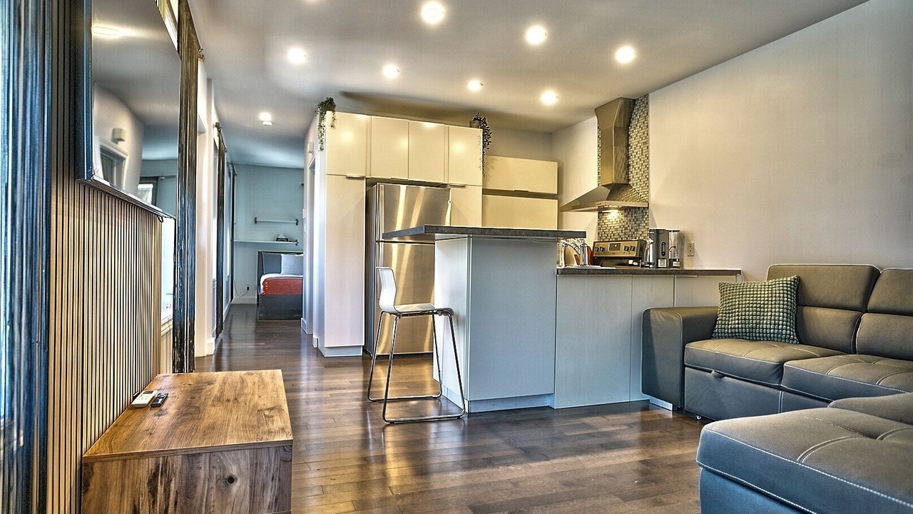 Photo of Livingroom in Sherbrooke
