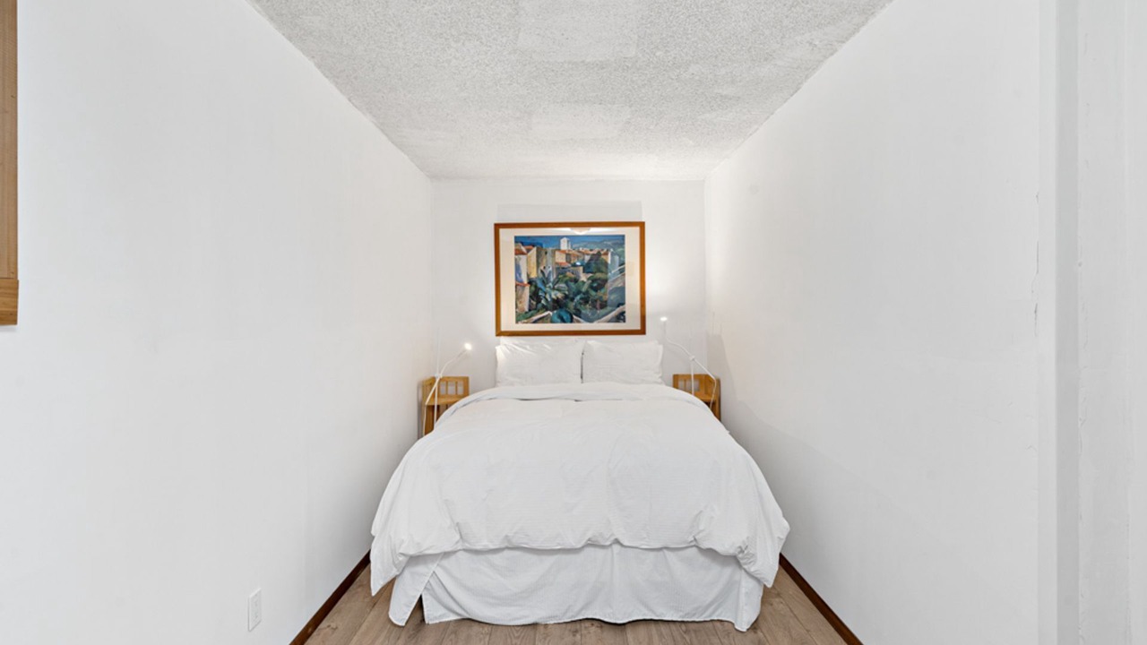 Photo of Bedroom in Lions Bay