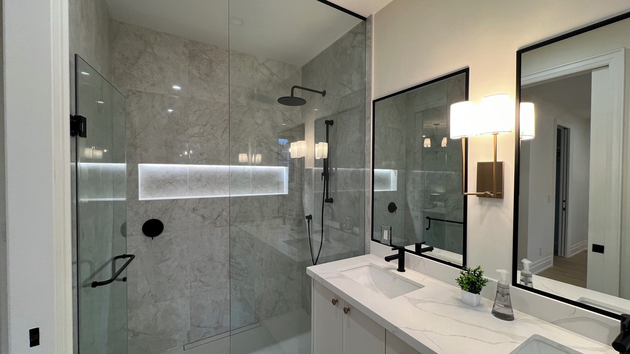 Photo of Bathroom in Oakville