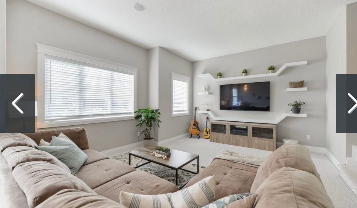 Photo of Livingroom in Northwest Edmonton