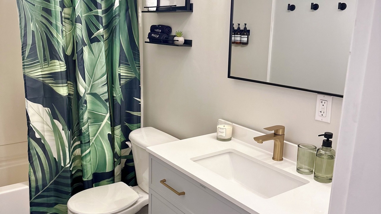 Photo of Bathroom in Walnut Grove