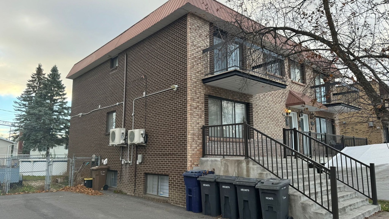 Photo of Outdoor in Laval