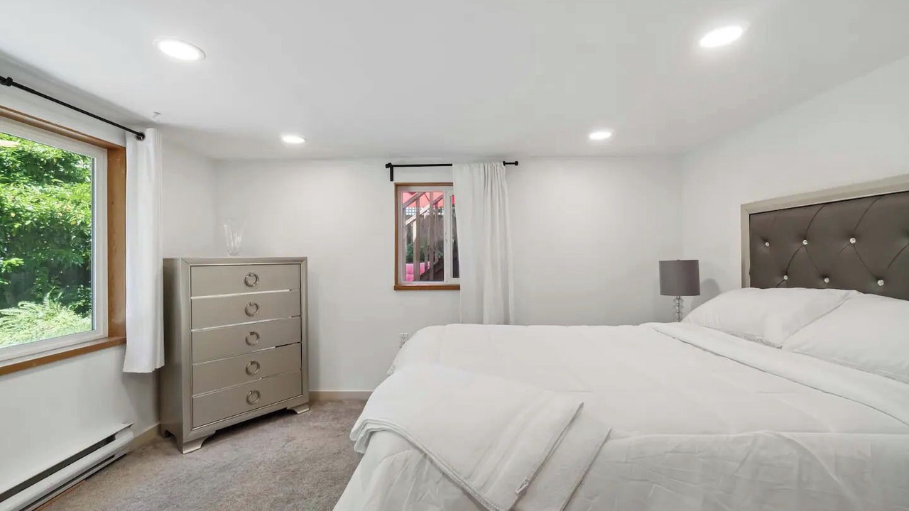 Photo of Bedroom in Upper Lonsdale