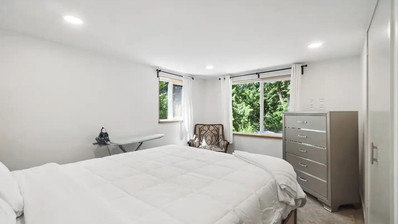 Photo of Bedroom in Upper Lonsdale