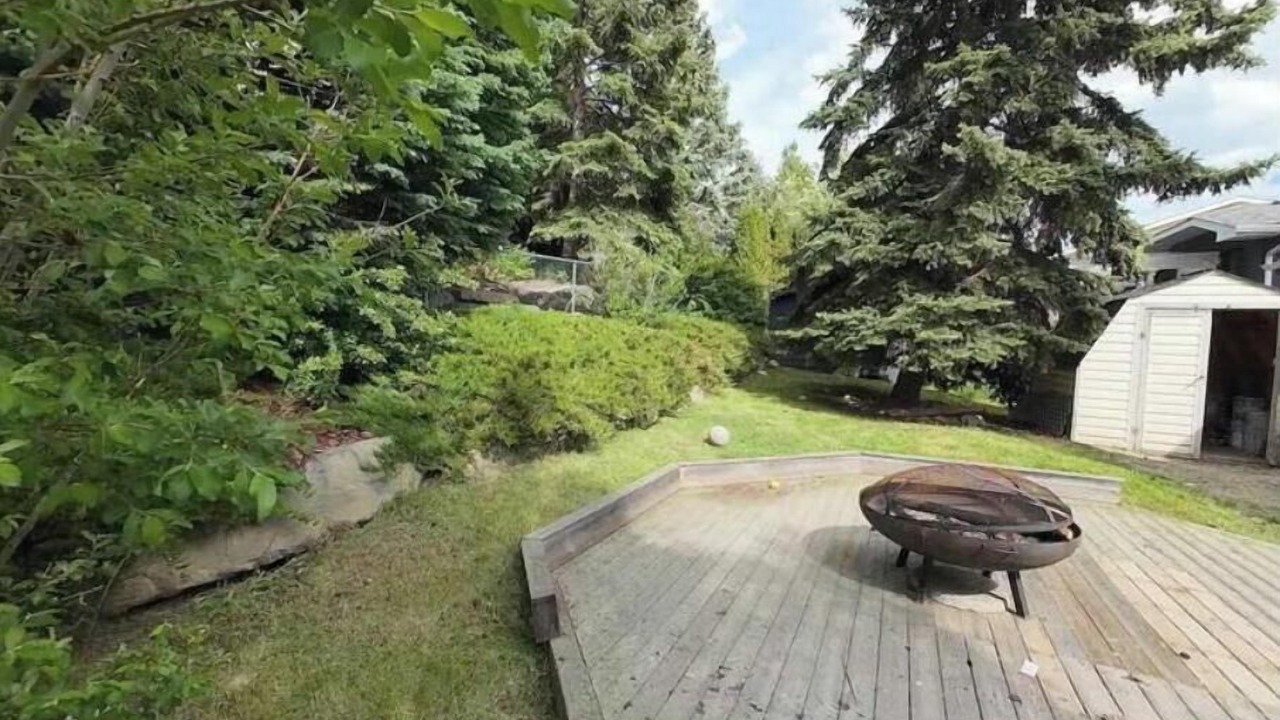 Photo of Patio Balcony in Southeast Calgary