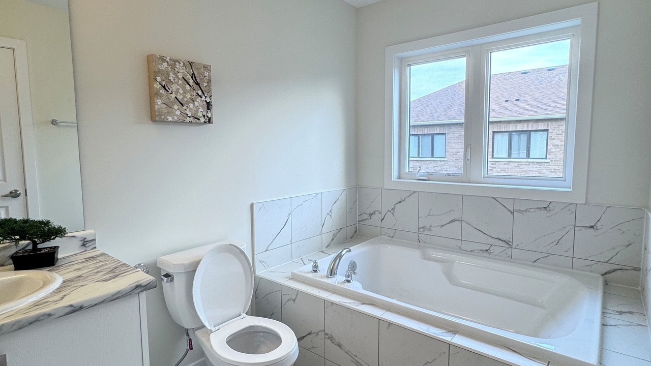 Photo of Bathroom in Port Colborne
