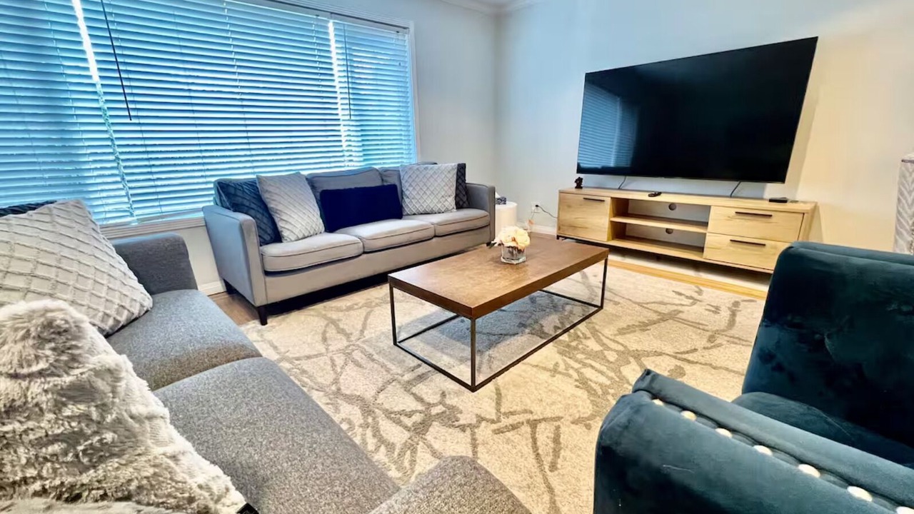 Photo of Livingroom in Mount Pleasant