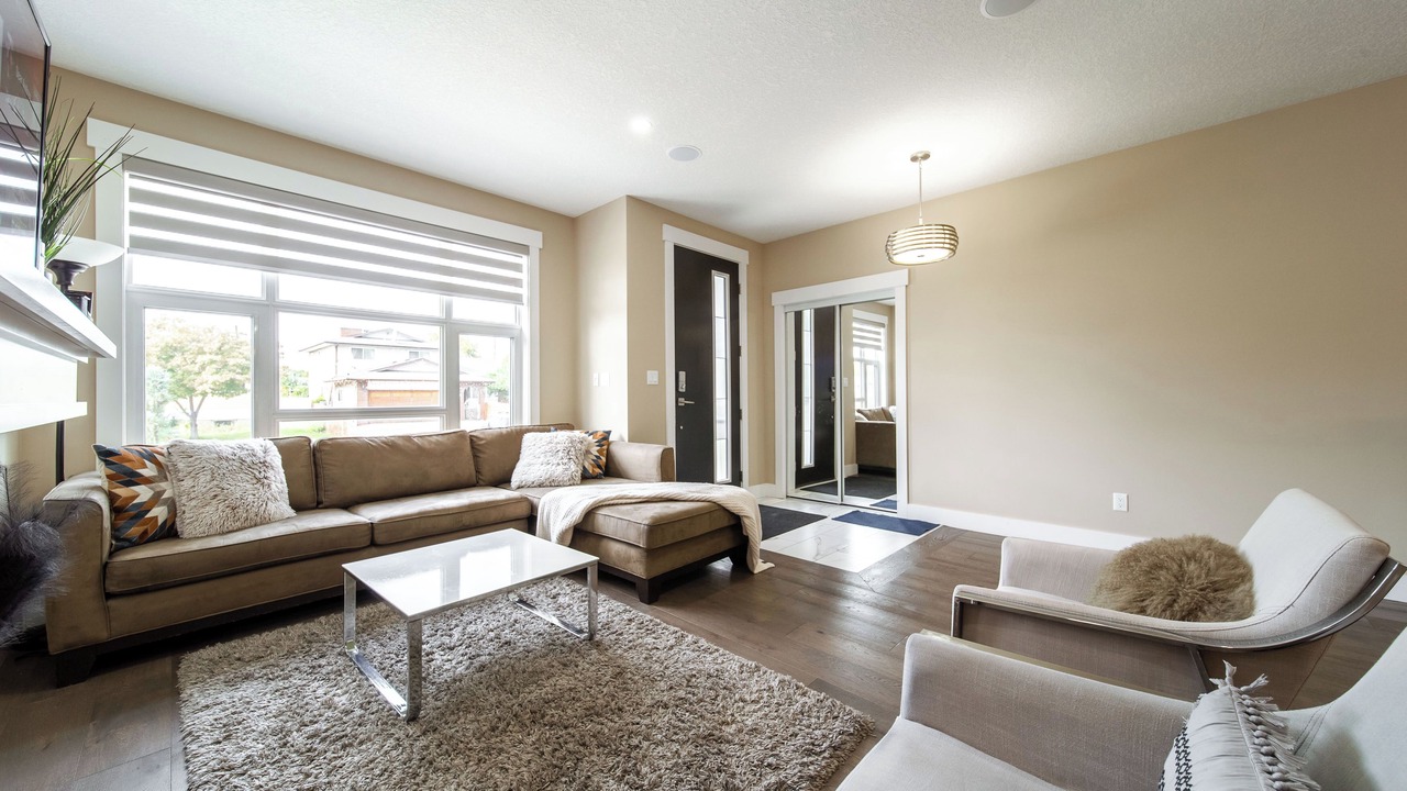 Photo of Livingroom in Jasper Place