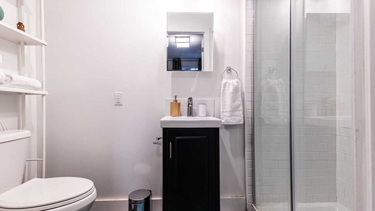 Photo of Bathroom in Mercier-Hochelaga-Maisonneuve