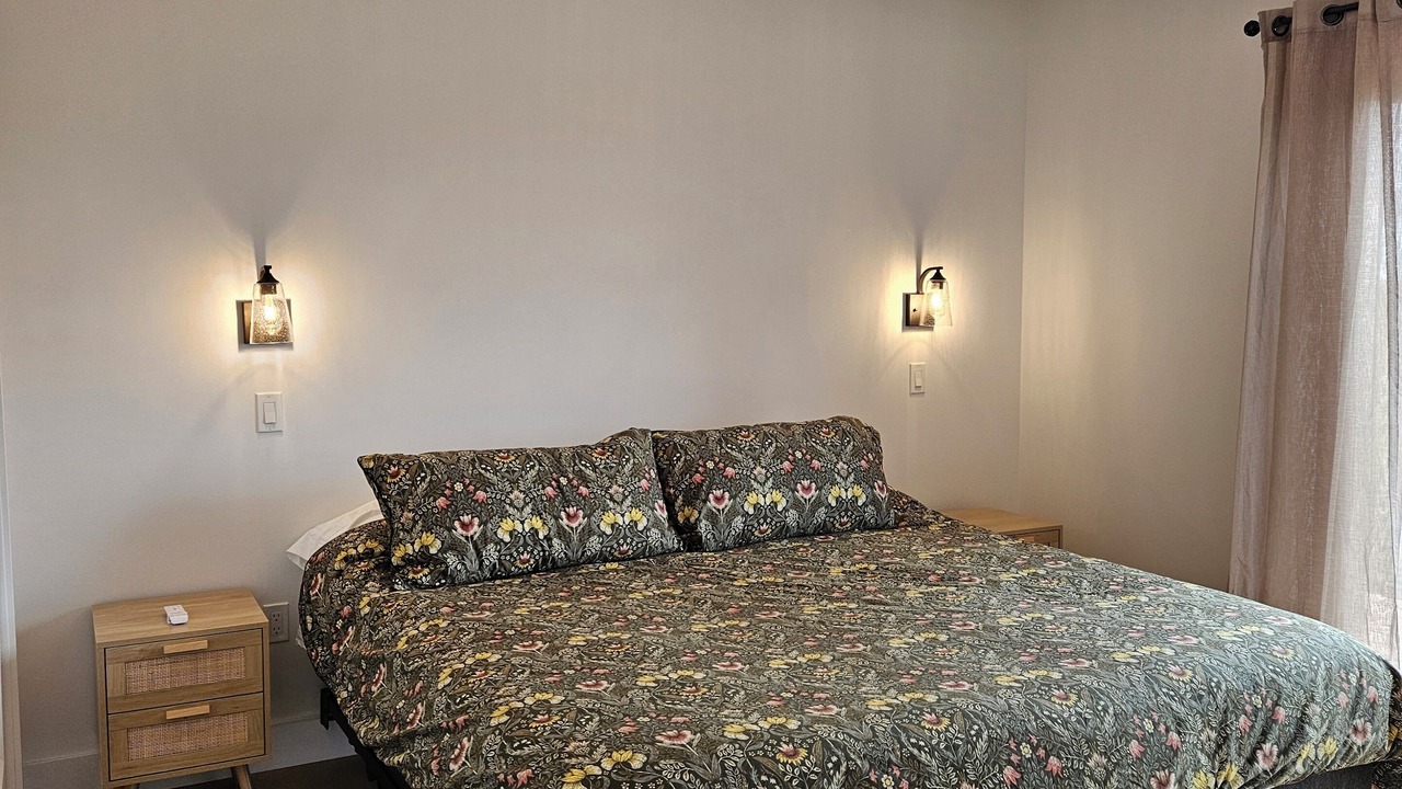 Photo of Bedroom in Little Pond