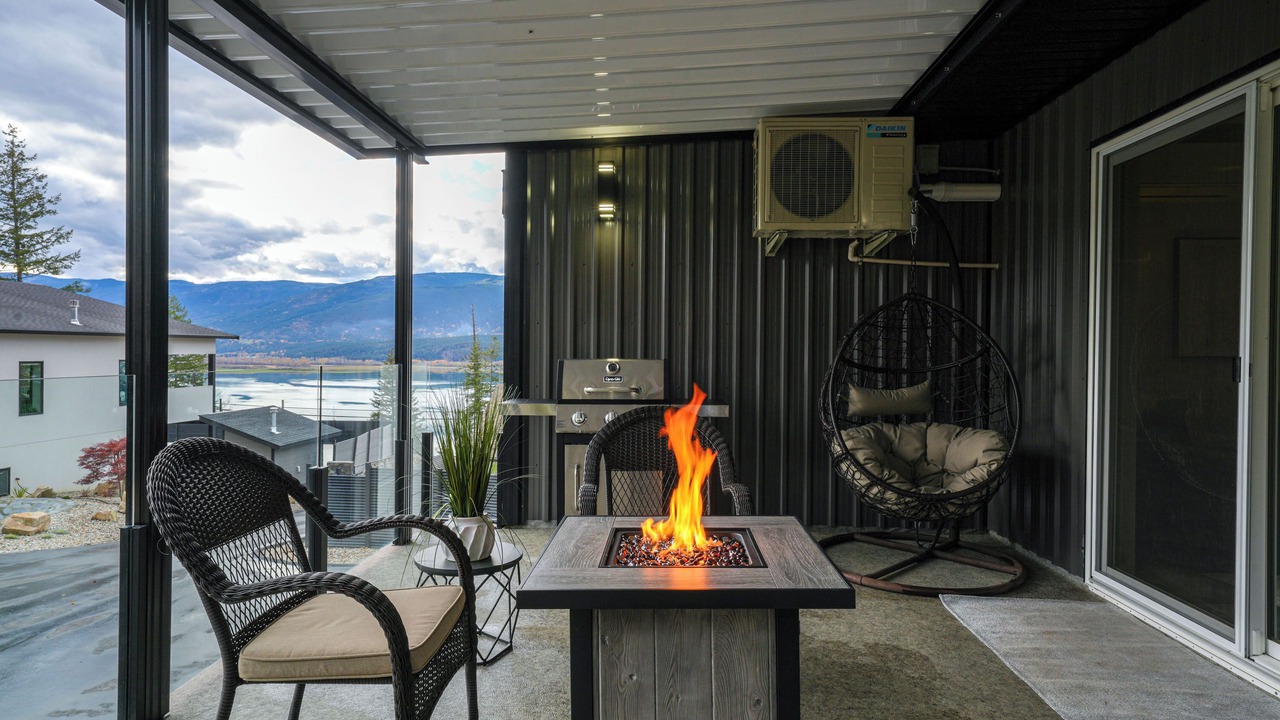 Photo of Patio Balcony in Salmon Arm