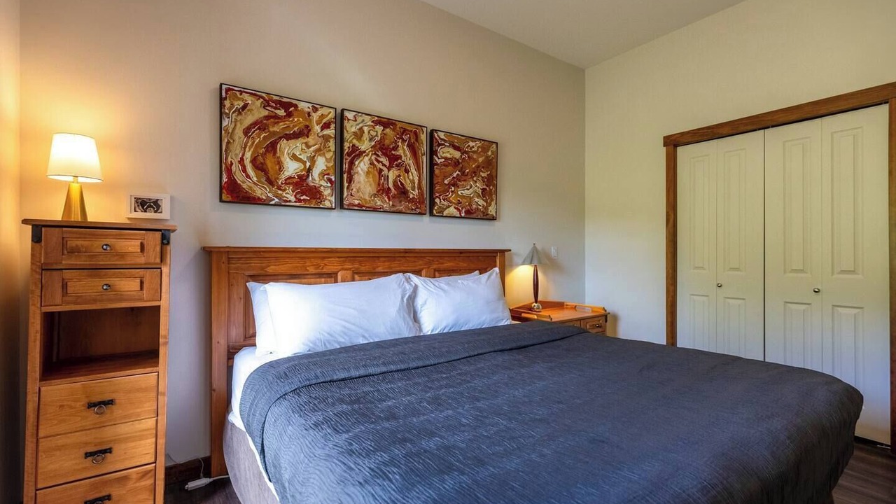 Photo of Bedroom in East Kootenay