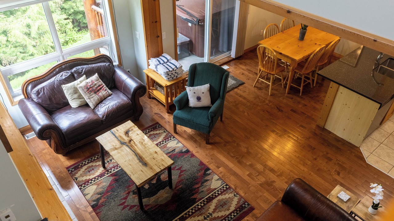 Photo of Livingroom in East Kootenay