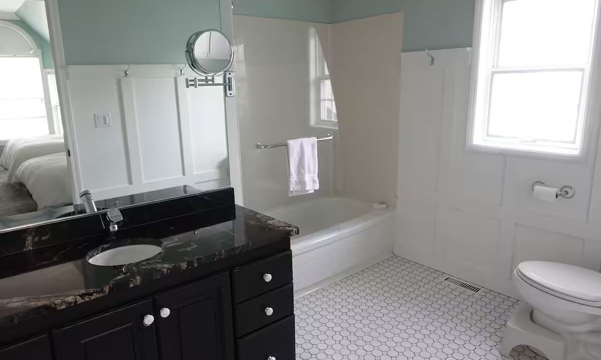 Photo of Bathroom in Saskatoon Downtown