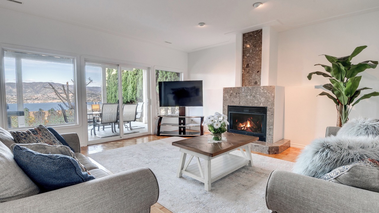 Photo of Livingroom in Southwest Mission