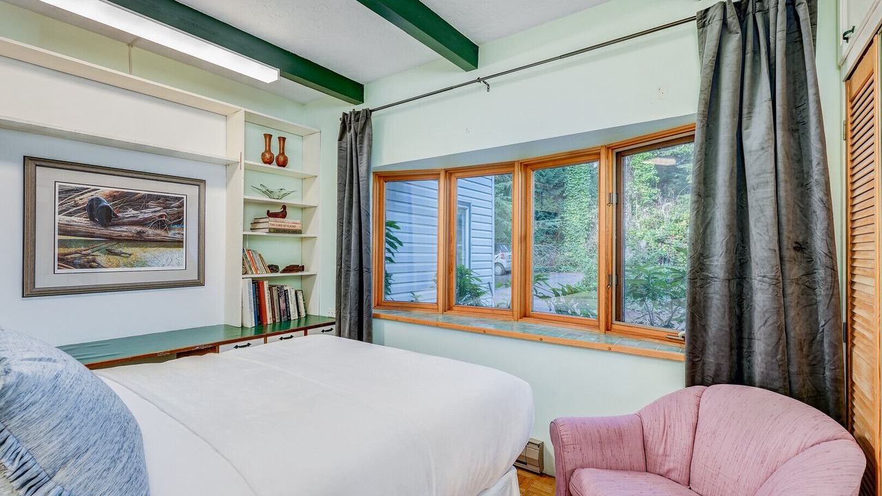 Photo of Bedroom in Sooke