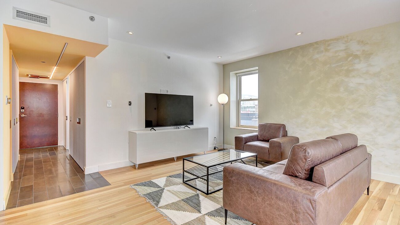 Photo of Livingroom in Chinatown