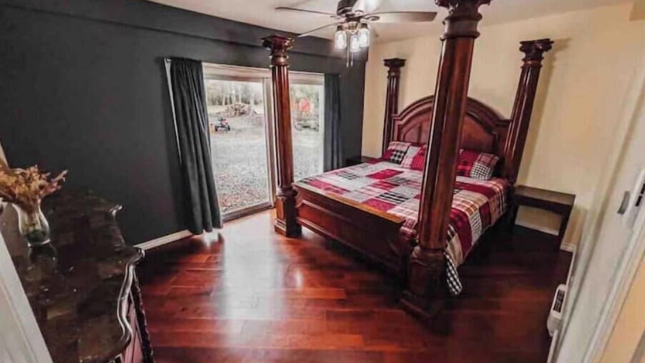 Photo of Bedroom in Squamish