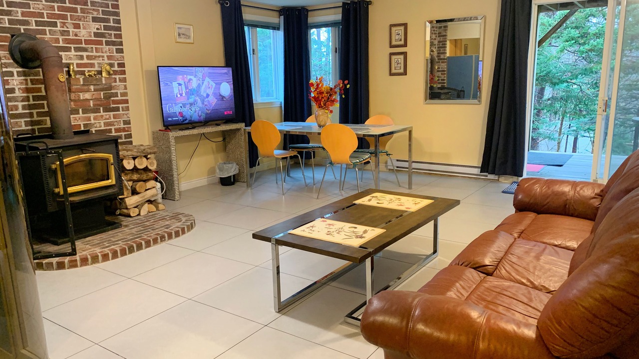 Photo of Livingroom in Quispamsis