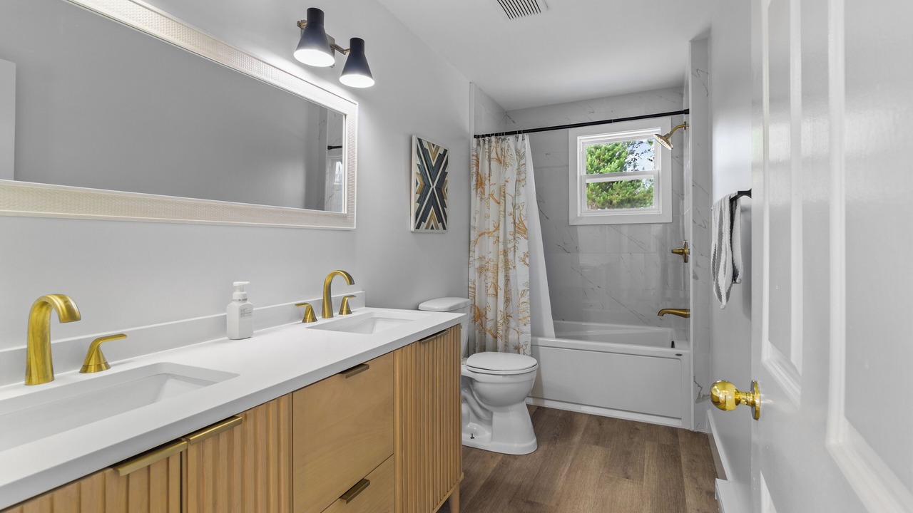 Photo of Bathroom in Cape Broyle