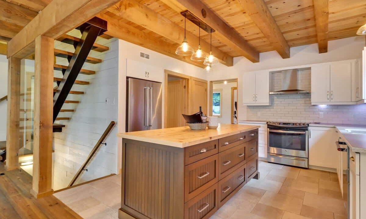Photo of Kitchen in Val-des-Monts