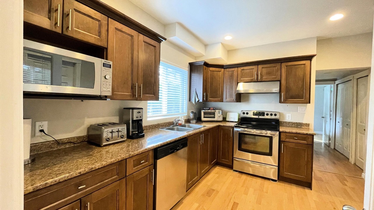 Photo of Kitchen in Chilliwack Proper Village West