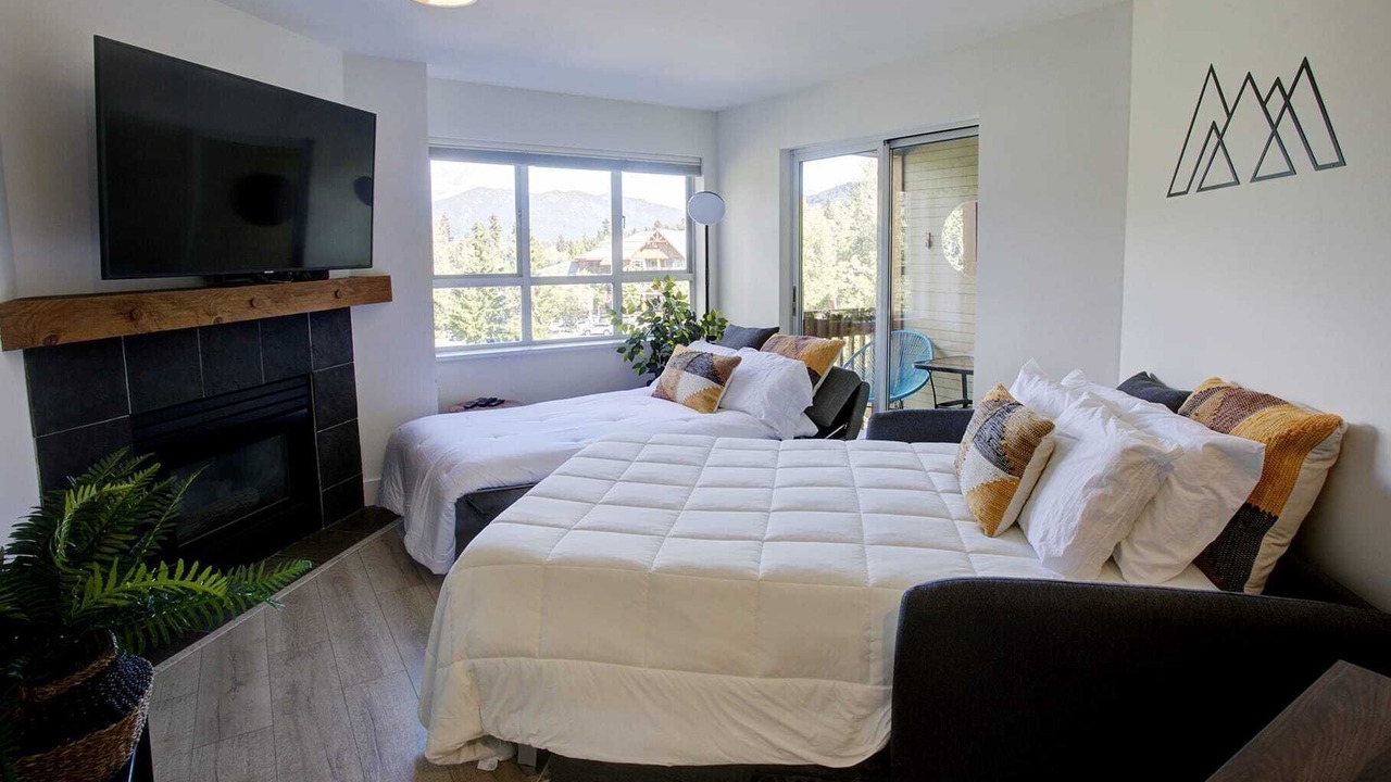 Photo of Bedroom in Whistler Cay Heights