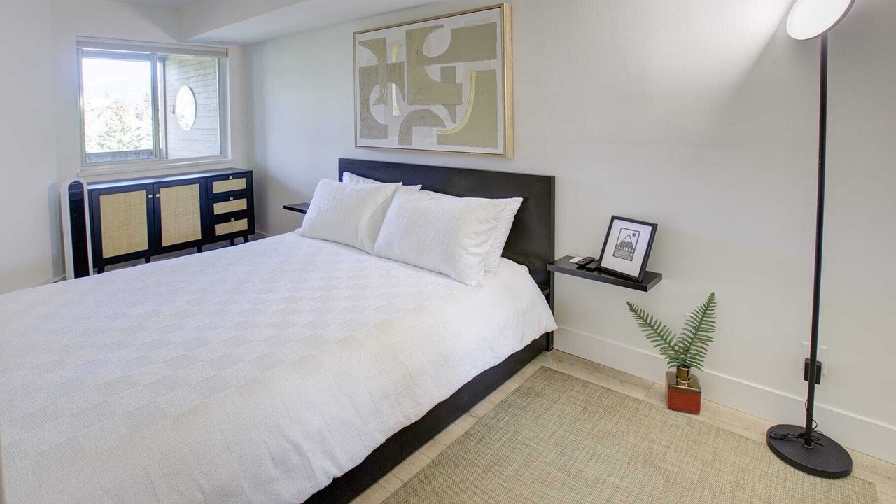 Photo of Bedroom in Whistler Cay Heights