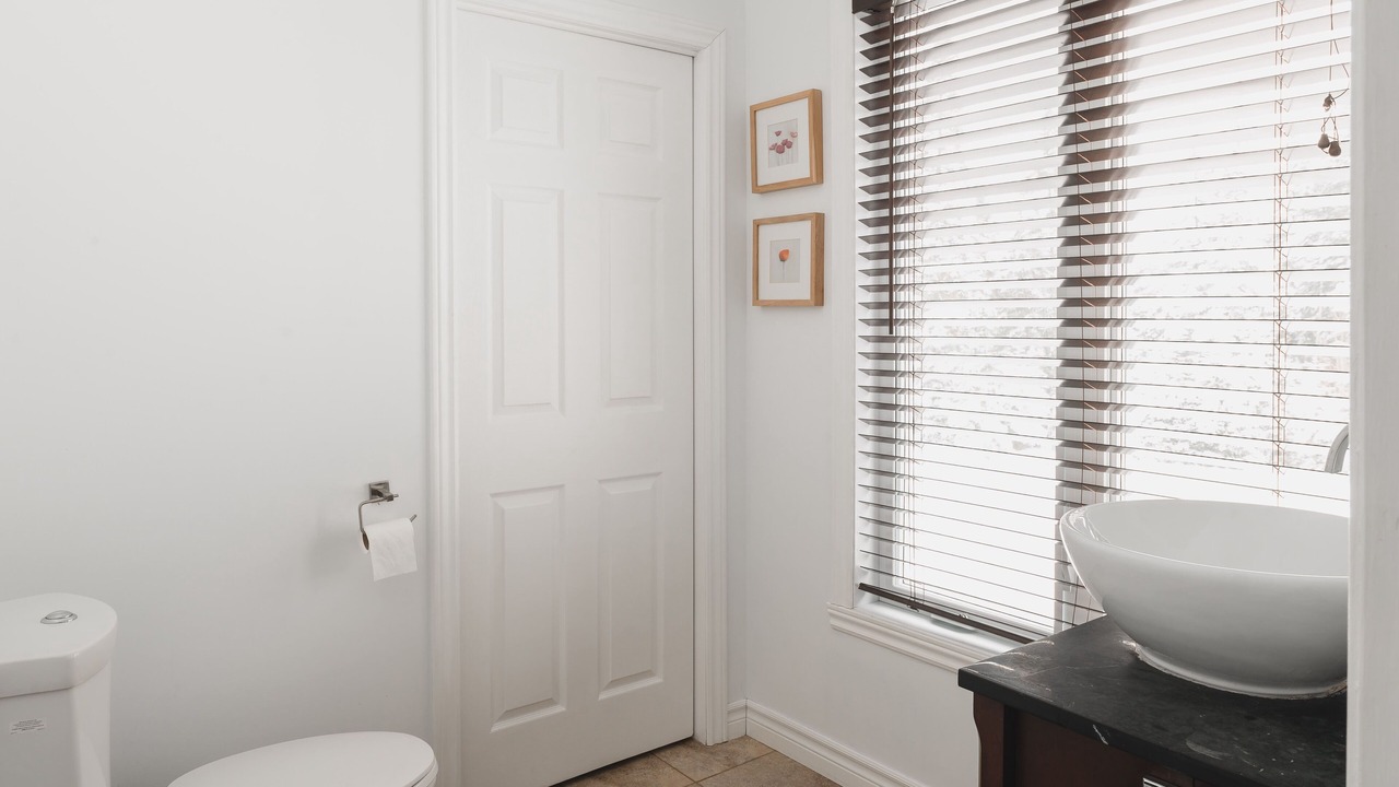 Photo of Bathroom in Saint-Brigitte-de-Laval