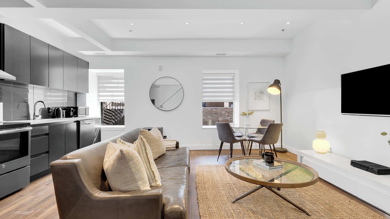 Photo of Livingroom in Old Montreal