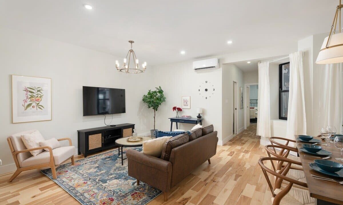 Photo of Livingroom in Mile End