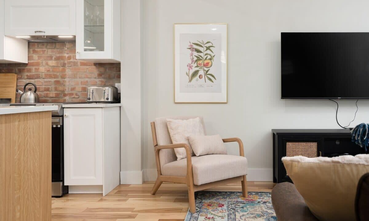 Photo of Livingroom in Mile End