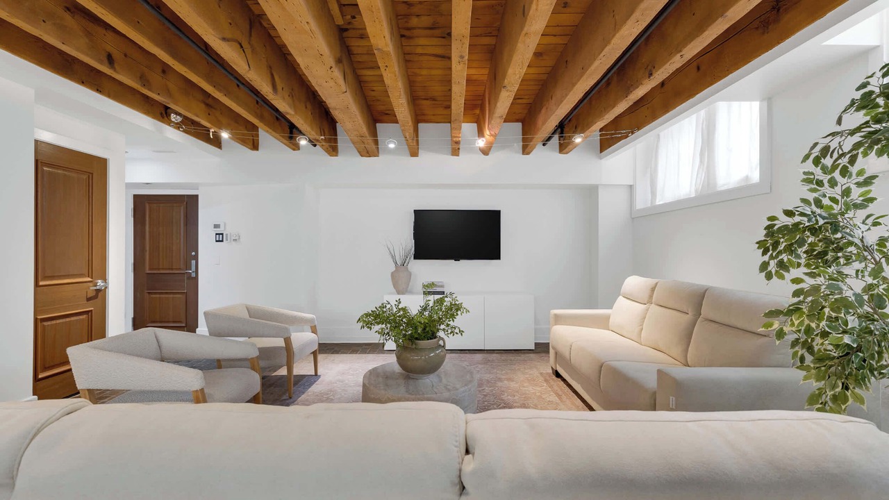 Photo of Livingroom in Old Montreal