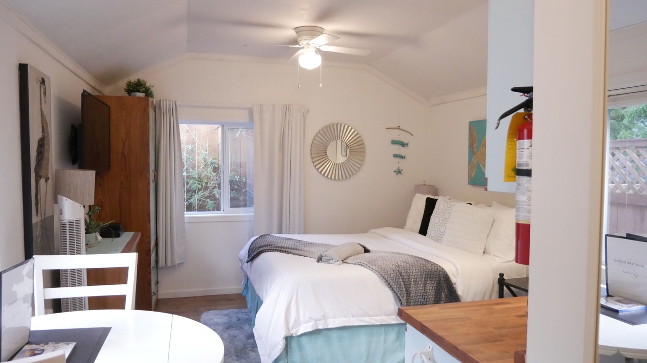 Photo of Bedroom in Sooke