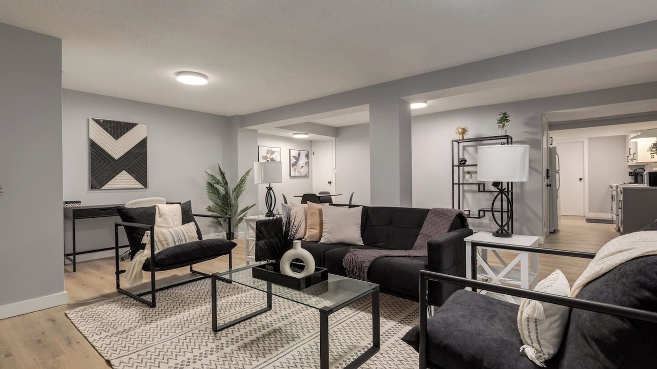 Photo of Livingroom in Southeast Calgary