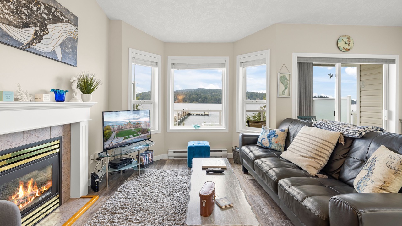 Photo of Livingroom in Sooke