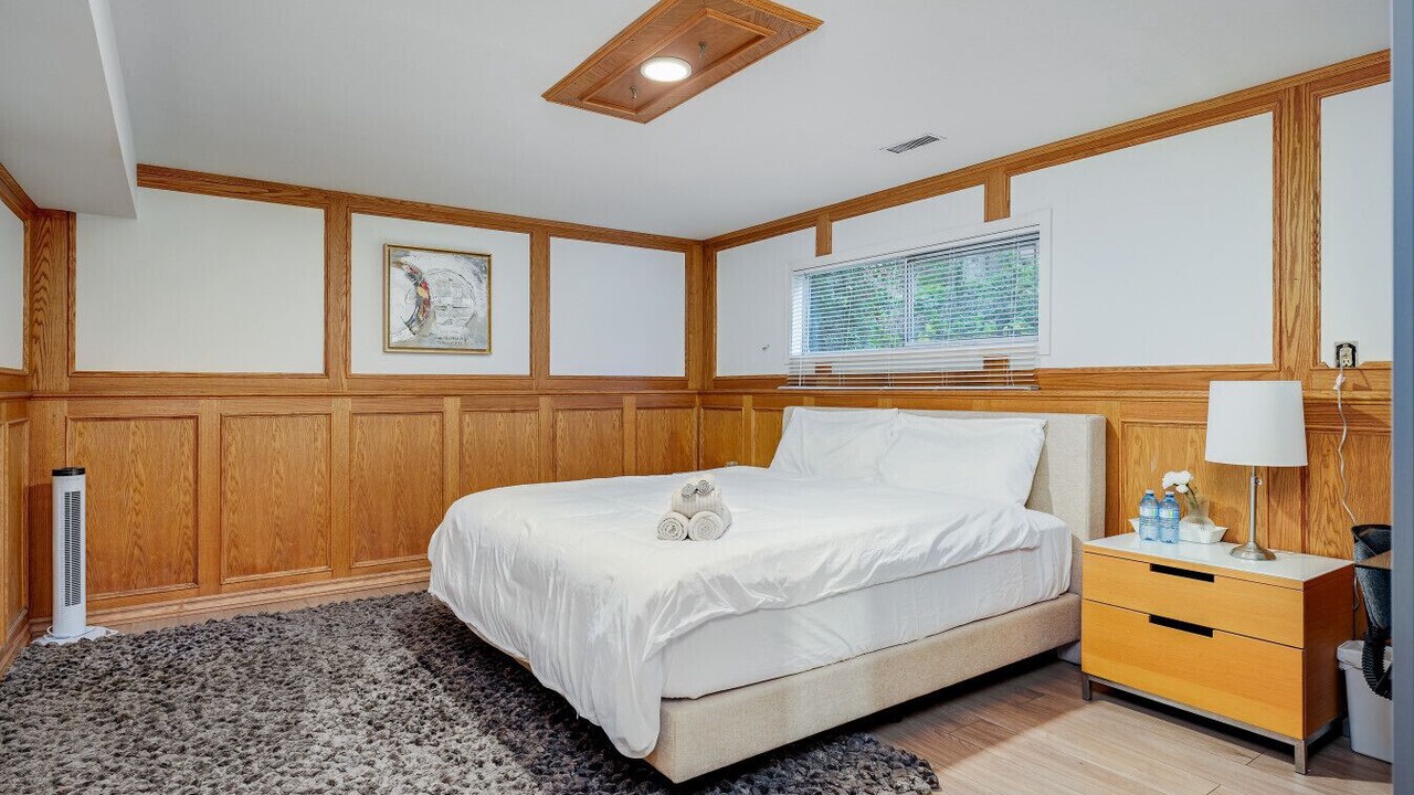 Photo of Bedroom in Cordova Bay