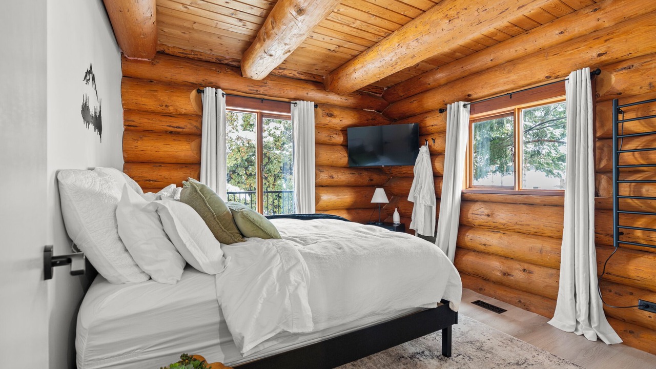 Photo of Bedroom in Vernon