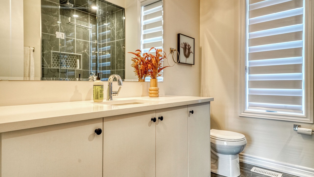 Photo of Bathroom in Carrying Place