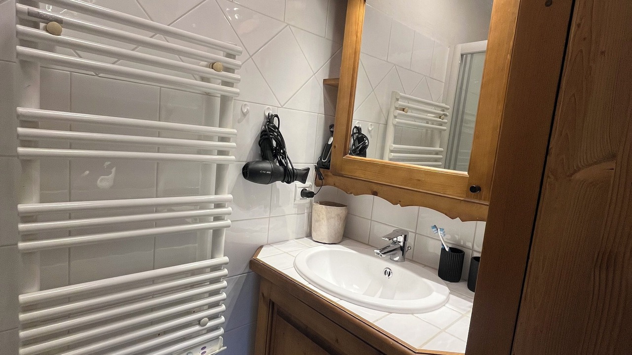 Photo of Bathroom in Les Carroz-d'Araches