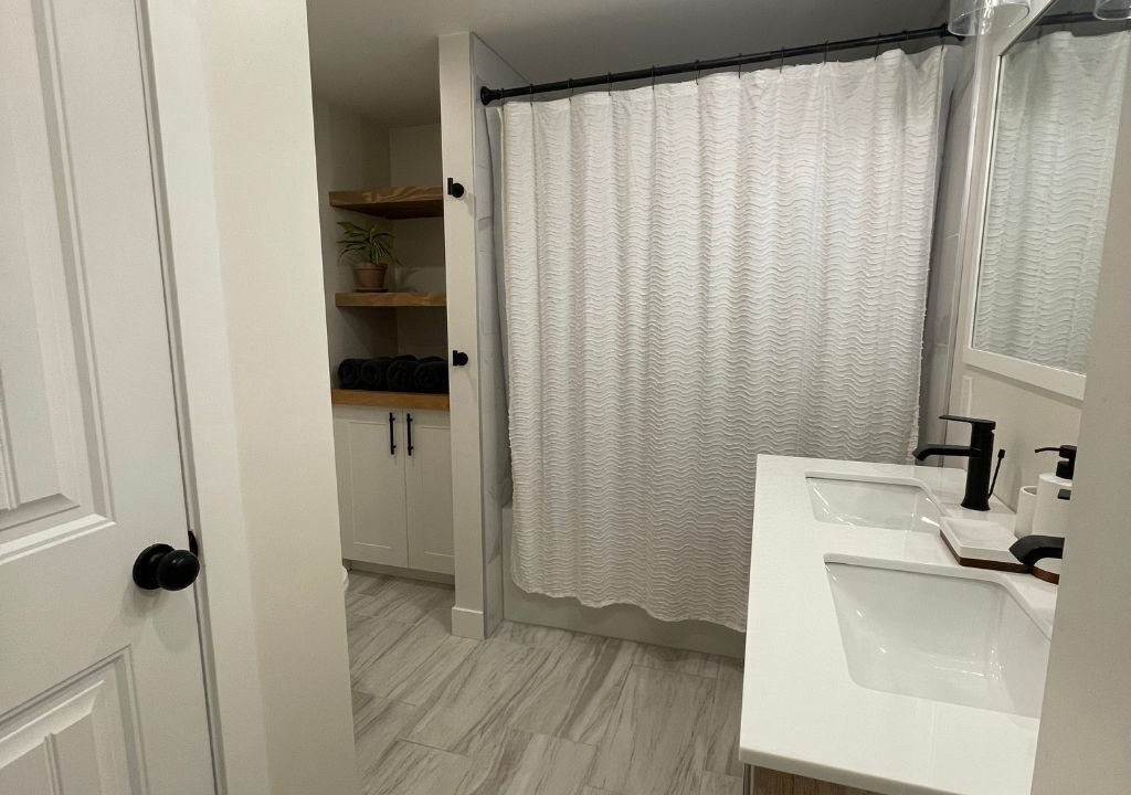 Photo of Bathroom in North Glenmore