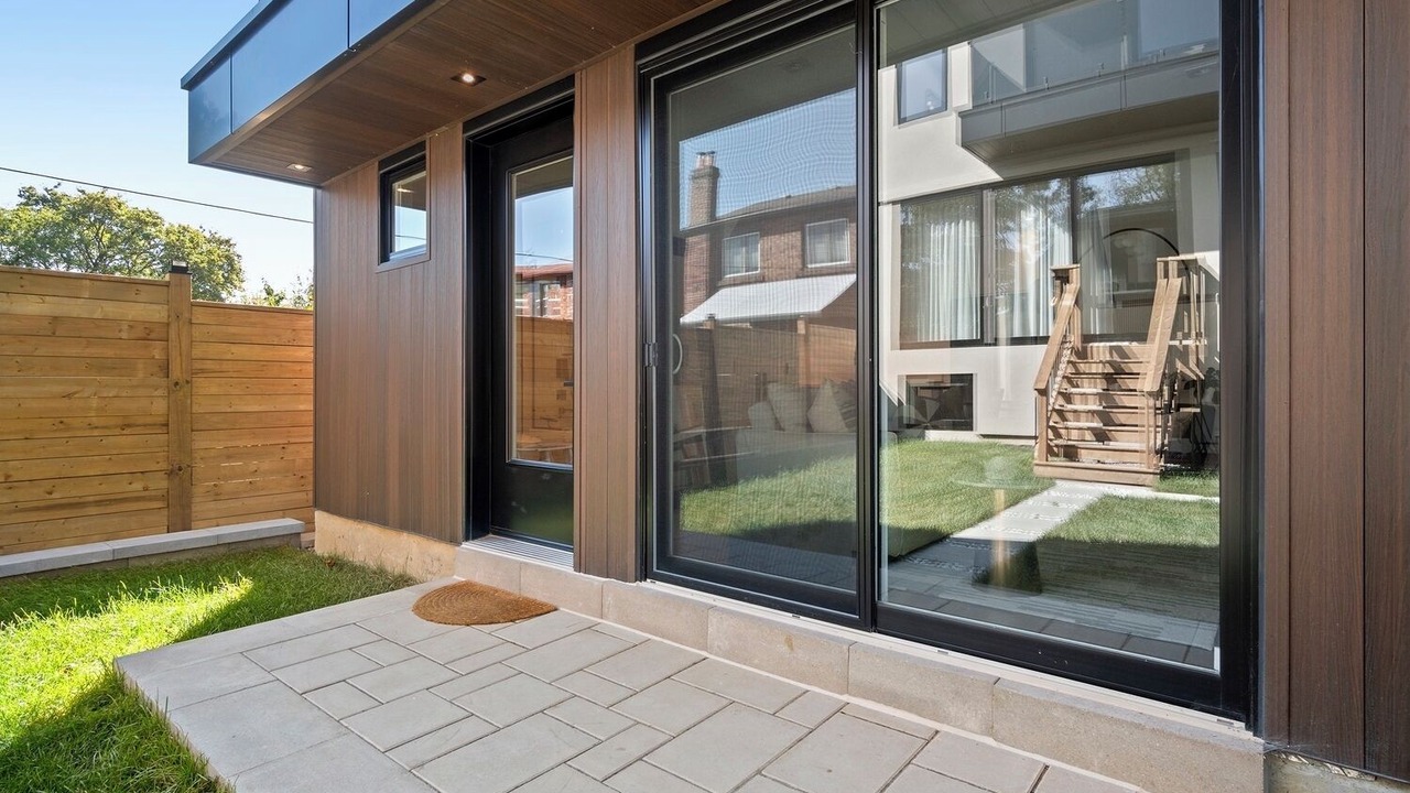 Photo of Outdoor in New Toronto