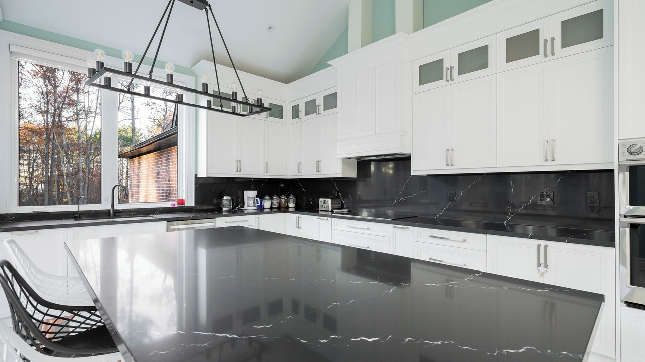 Photo of Kitchen in Bluewater Beach