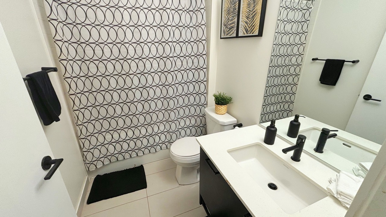 Photo of Bathroom in Harwood