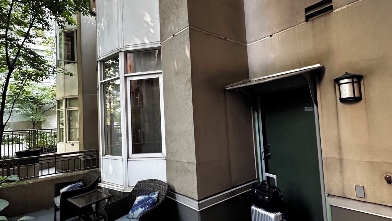 Photo of Patio Balcony in Coal Harbour