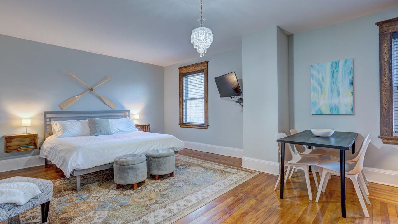 Photo of Bedroom in Lunenburg
