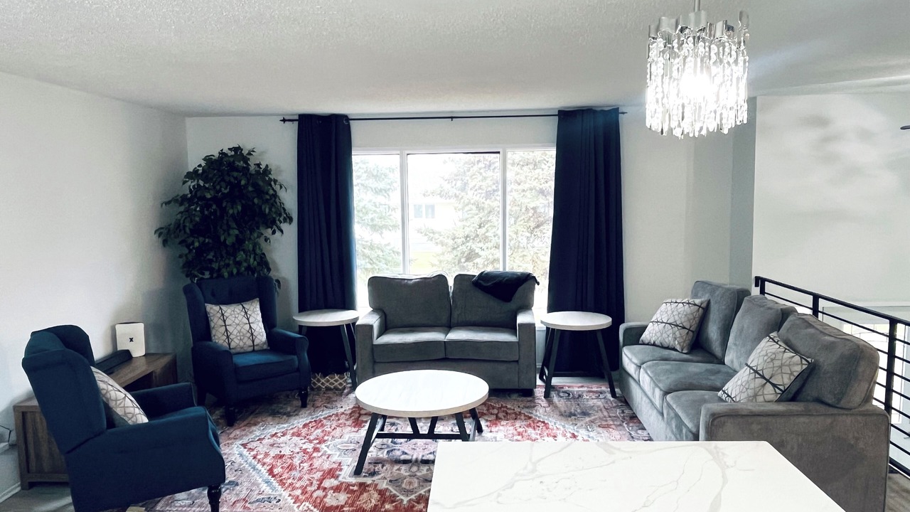 Photo of Livingroom in Three Hills