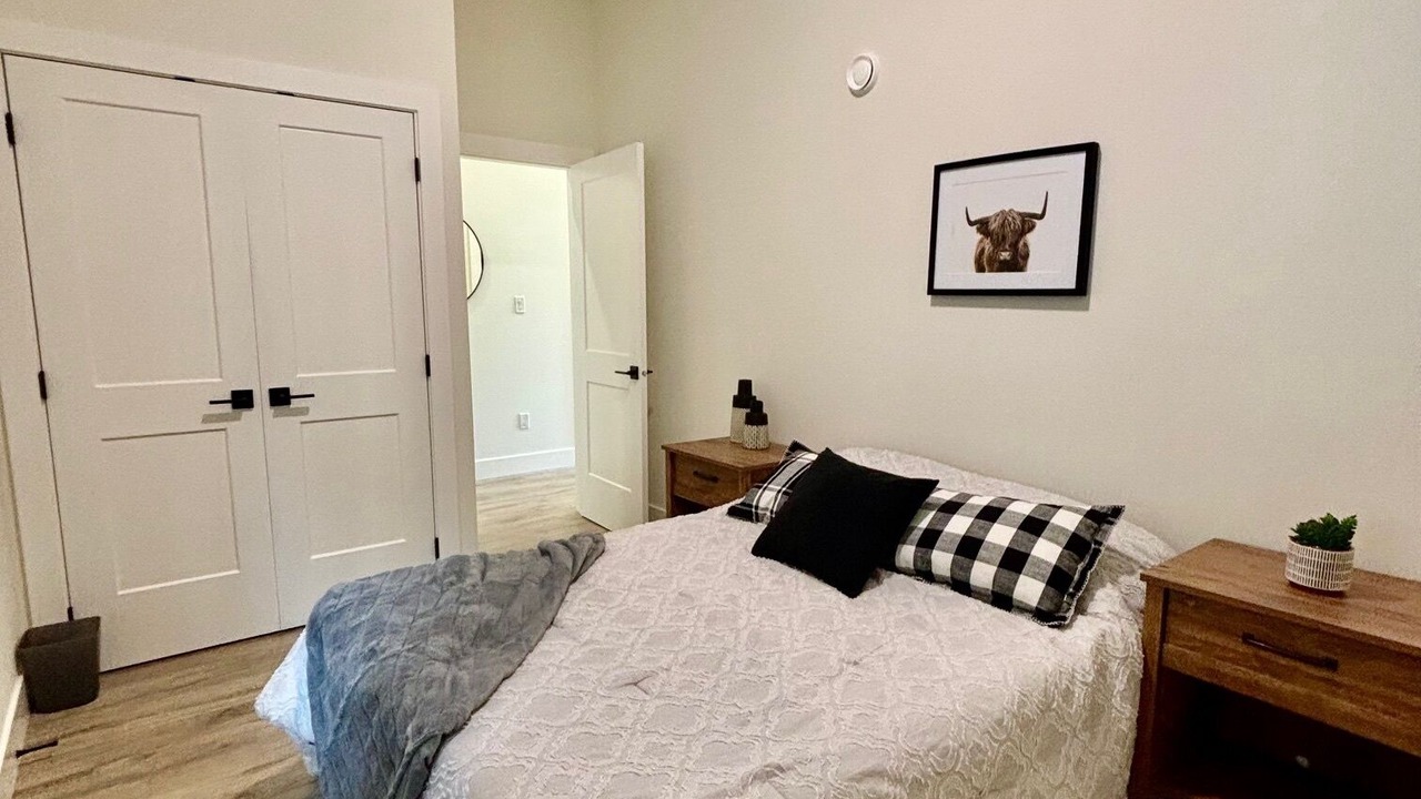 Photo of Bedroom in Courtenay